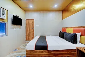 Hotel O Shree Krishna International - Image 1