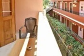 Henry's Place - Image 1