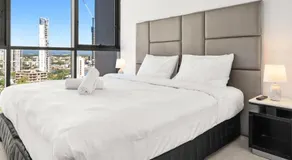 A Lovely 1 Bedroom Apt in Surfers Paradise - Image 2