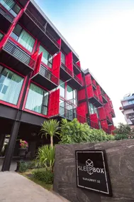 Sleep Box Hotel Sukhumvit 22 - Image 4