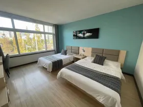 Super 8 Hotel Qingdao Golden Beach Changjiang Road - Image 4