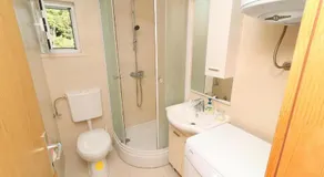 Apartmani BELIN - soba s pogledom na more - Image 2