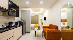 Limewood Stay 2 BHK Service Apartment Near Artemis Hospital - Image 5