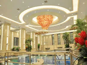 Chong Ning Castle Hotel - Image 2
