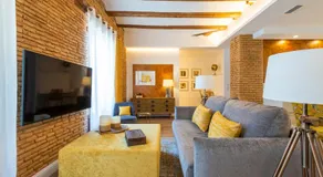 Torres de Serranos, 2 chambres, 4 P+balcon à Ciutat Vella, dans la vieille ville - Image 2