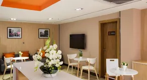 IU Hotel Lvliang Xiaoyi Zhenxing Street Branch - Image 4