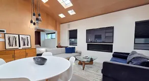 Private Venice Beach Luxury Bungalow, Outdoor Tub, Steps To Ocean & Abbot Kinney - Image 2