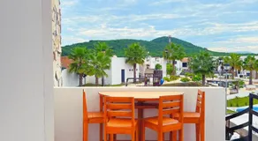 Excelente Casa en Zona de Cerritos en Frente a Alberca - Azul Pacífico I - Image 3
