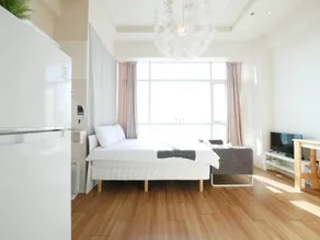 Travel House - Image 2