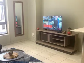 Neat and cozy apartment in central Rosebank with unlimited Wi-Fi and backup power - Image 3