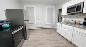 Room for rent in Apartment - Image 5