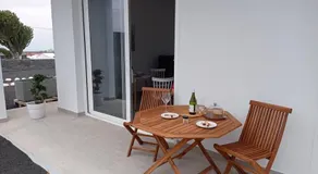 Precioso apartamento con terraza en Teguise - Image 2