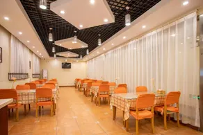 Home Inn Shijiazhuang Railway Station West Square South Zhonghua Street - Image 4
