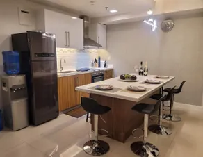 Cozy Zen Condo- 2 Beds by Ayala Mall - Image 4
