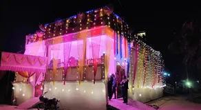 Daya Home Stay 1 km to Sangam Mahakumbh - Image 2