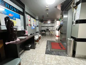 Hotel 21 - Image 2