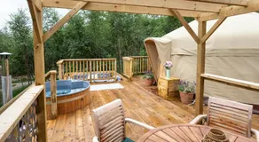Yurtshire Eavestone Lake - Birch Yurt - Image 3