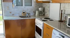 Jie's House in Countryside - Image 3