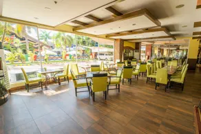 MO2 Westown Hotel Iloilo - Image 4