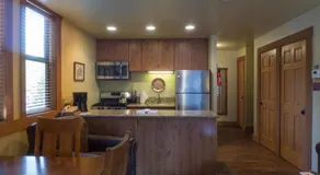 3160 Aspen Grove - Image 4
