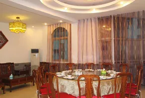 Forest Hotel - Image 4