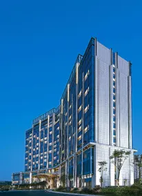 New World Guiyang Hotel - Image 4