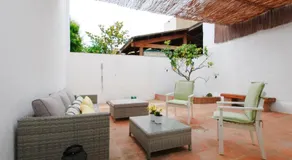 The Painter's Home - Image 3