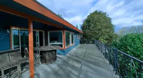 Tranquil and Modern Home 3br - Image 3