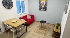Good Vibes - Lagos Guesthouse - Image 2