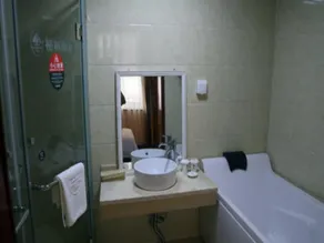 GreenTree Inn Henan Shangqiu Sui County Suizhou Avenue Beihu Business Hotel - Image 3