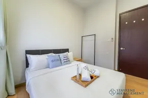 Country Garden Danga Bay Sea View Homestay by Stayrene - Image 3