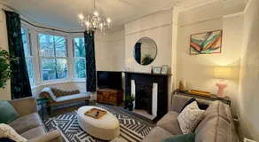Charlie Langley Properties - Sleeps 10 - Image 2