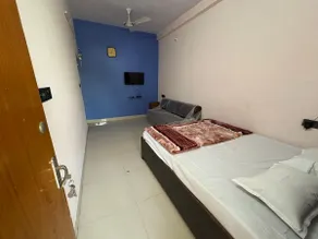 Hotel Gokul - Image 4