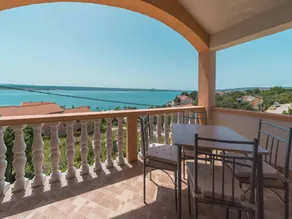 Capacious Holiday Home in Maslenica - Image 4