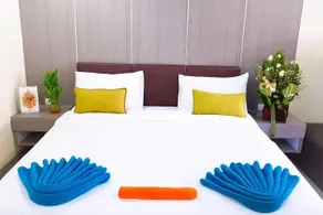 Ambrosial Suites Deluxe Room-WalkingStr - Image 4