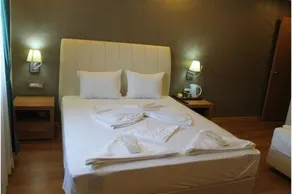 OTEL14 - Image 1