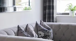 Luxury one bed Apartment - Image 4