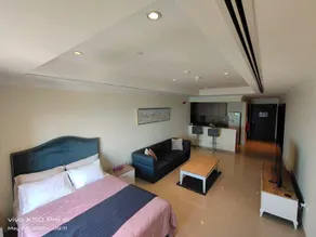 Marina Studio in the Pearl - Image 2
