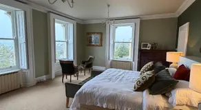 Oakhurst Guesthouse - Image 2