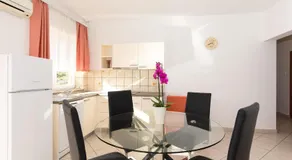 Apartments with pool Ivana Krk - Image 4