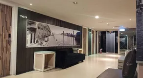 HengChang Business Hotel - Image 3