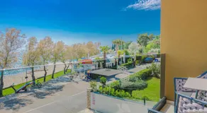 Maresole Beachfront Residence - Image 2