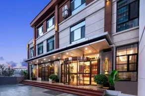 You Shang Hotel - Image 4