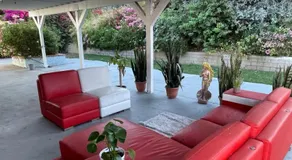 Suburban oasis home - Image 4