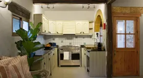 Private Villa - Image 4