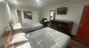 Heritage Inn - Image 5
