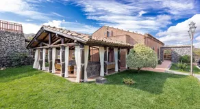Etna Quota Mille Boutique Hotel, Typical Sicilian Food & Wine - Image 5