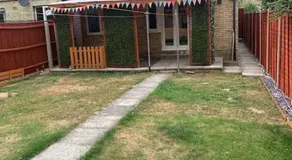Huntingdon 5 bedroom 4 double beds, off road parking close town centre - Image 2
