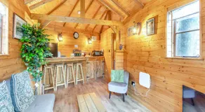 Bear House- Uk45704 - Image 2