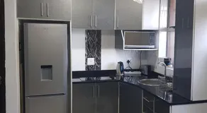 Beachurst Apartment - Image 4